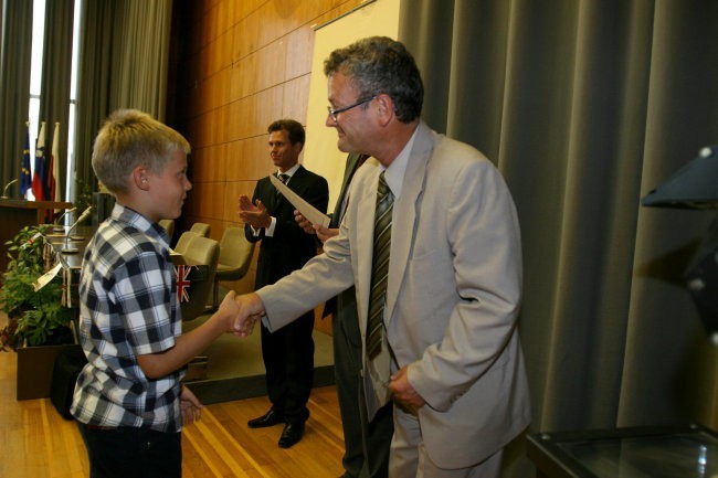 Podelitev mednarodnih diplom 2005 - foto povečava