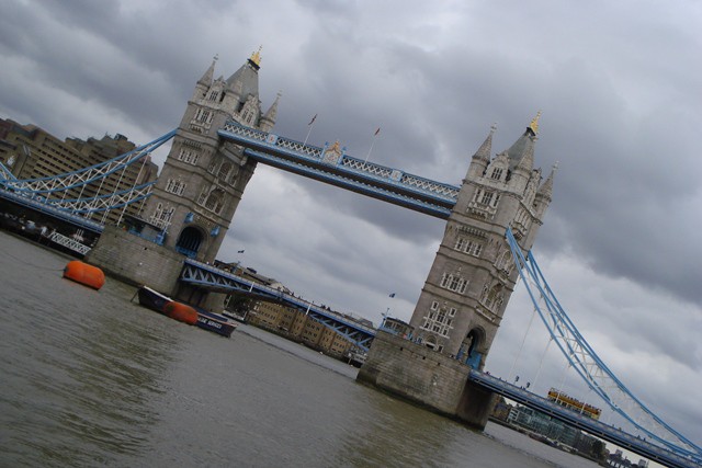 Ponovno Tower Bridge