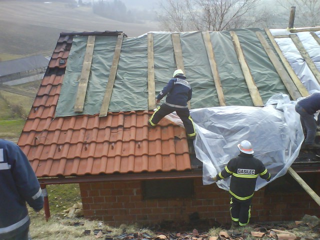 Požar stanovanjske hiše - Žekar 1.3.2009  - foto