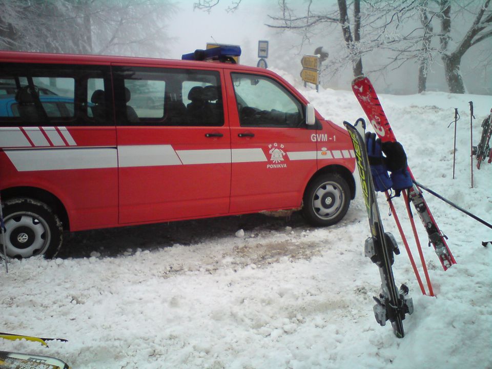 Smučanje PGD PONIKVA - 7.2.2010 - foto povečava