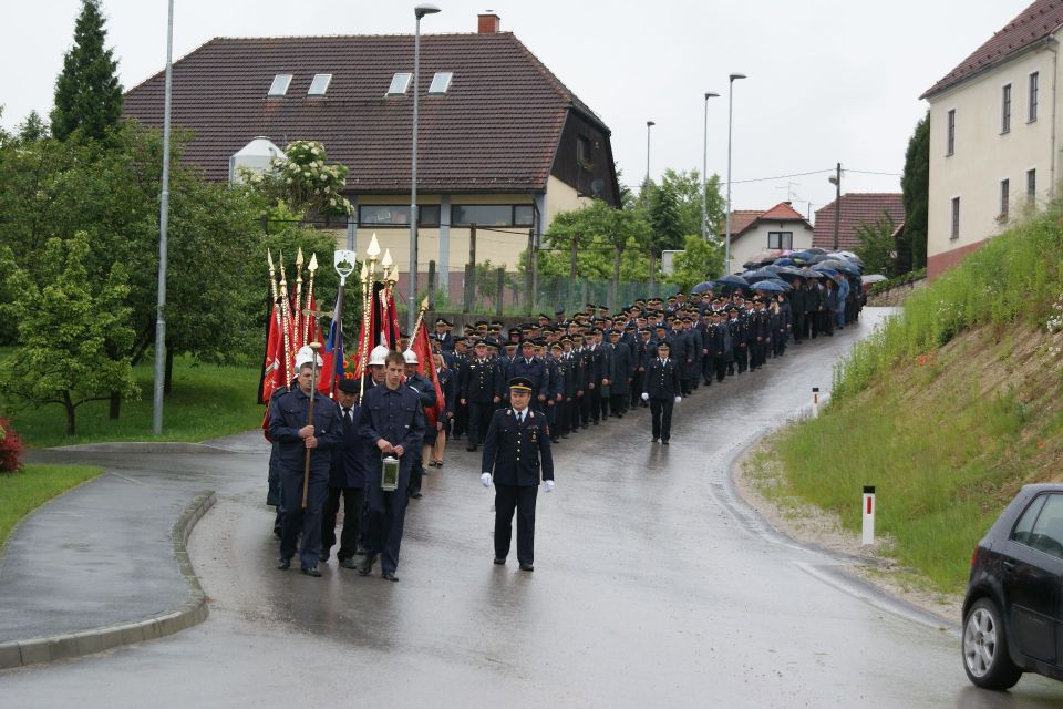 Pogreb našega poveljnika Ivana Buserja - foto povečava