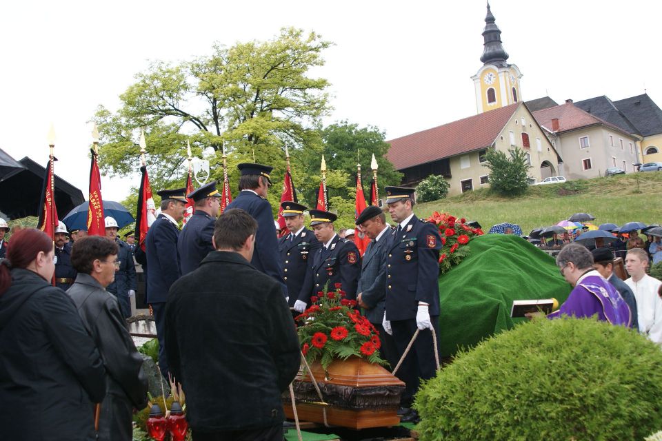 Pogreb našega poveljnika Ivana Buserja - foto povečava