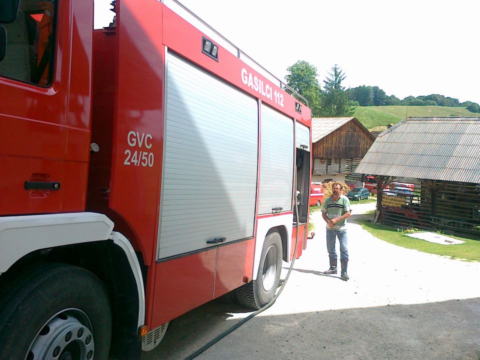 Požar pri Zdolšeku v Bobovem 10.6.2010 - foto povečava