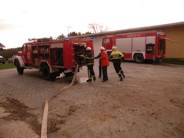 Taktična gasilska vaja 2010 - Pr mešak - foto