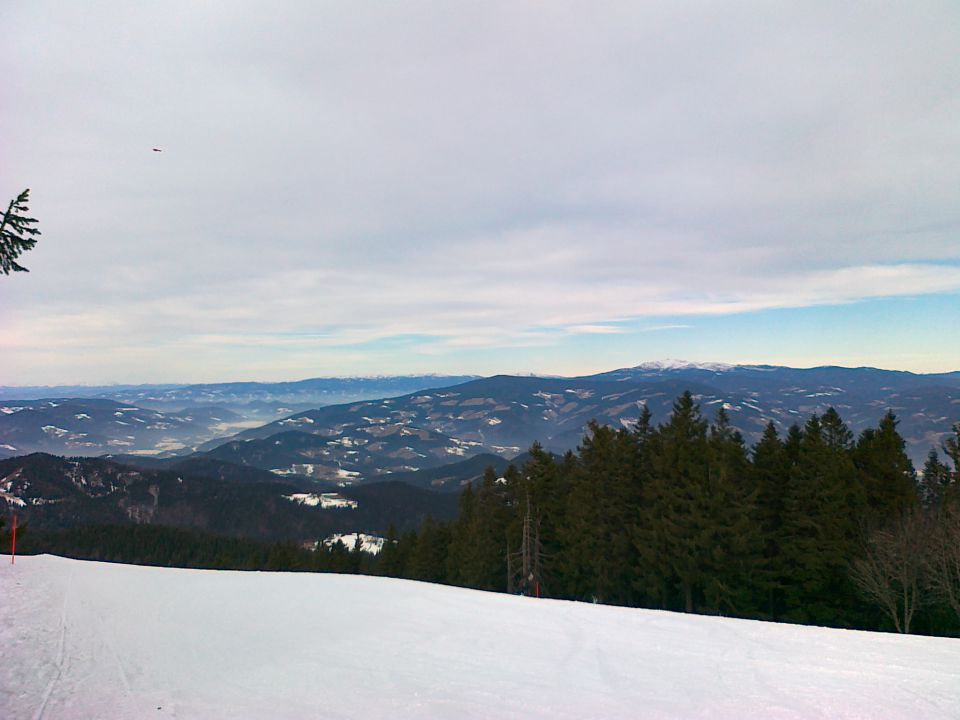 Smučanje PGD PONIKVA 2011 - foto povečava