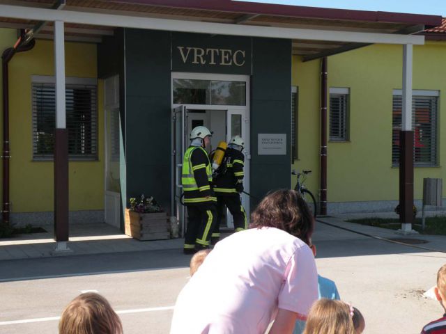 Vaja evakuacije - VRTEC Ponikva 27.5.2011 - foto