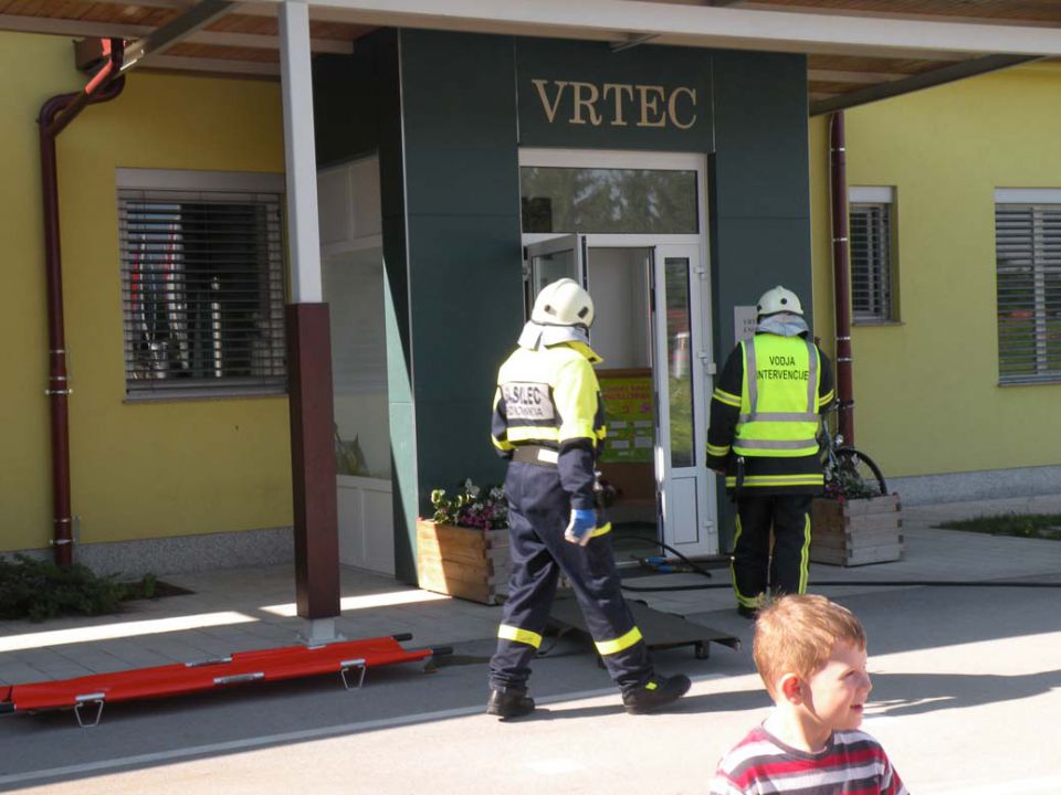 Vaja evakuacije - VRTEC Ponikva 27.5.2011 - foto povečava