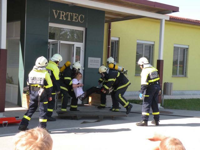 Vaja evakuacije - VRTEC Ponikva 27.5.2011 - foto