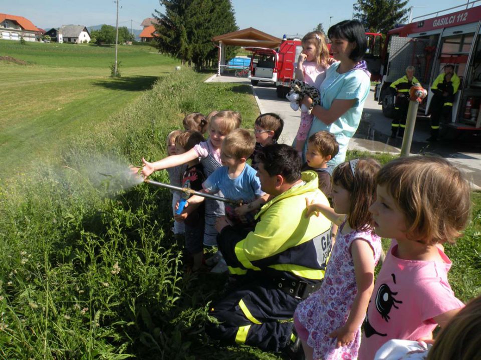 Vaja evakuacije - VRTEC Ponikva 27.5.2011 - foto povečava