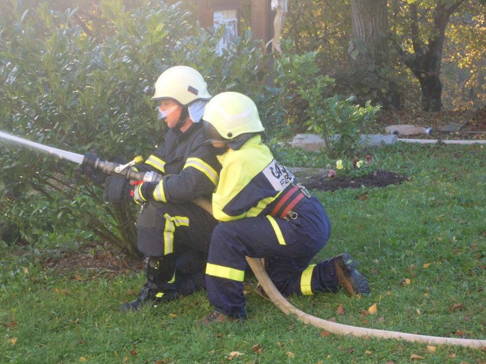 Vaja PGD Ponikva - Požar v Slomškovi hiši - foto povečava