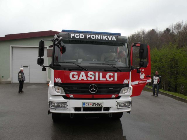 Prihod novega vozila GVC 16/25 na Ponikvo - foto