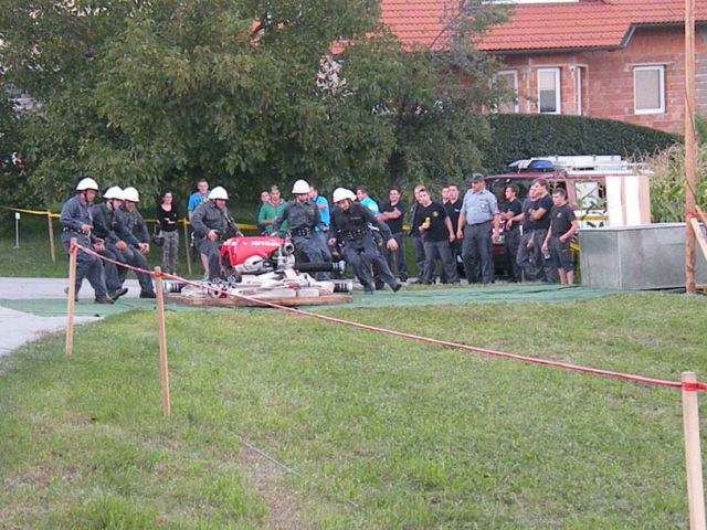Nočno tekmovanje za pokal KS Ponikva 2013 - foto
