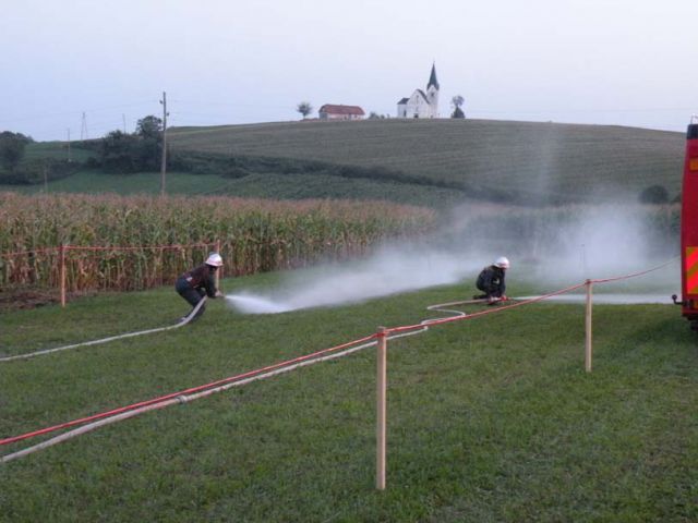 Nočno tekmovanje za pokal KS Ponikva 2013 - foto