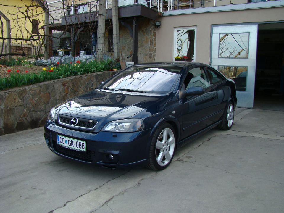 Astra Coupe Turbo - foto povečava