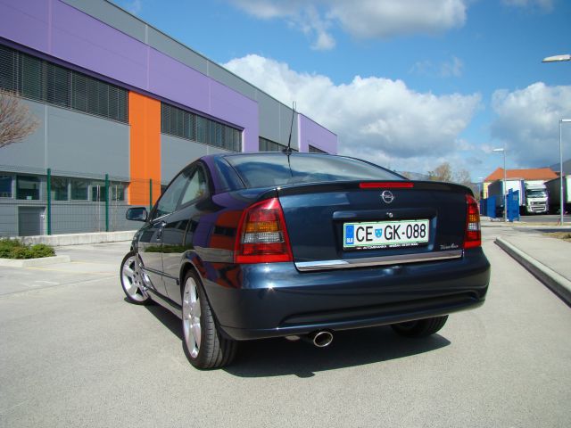 Astra Coupe Turbo - foto