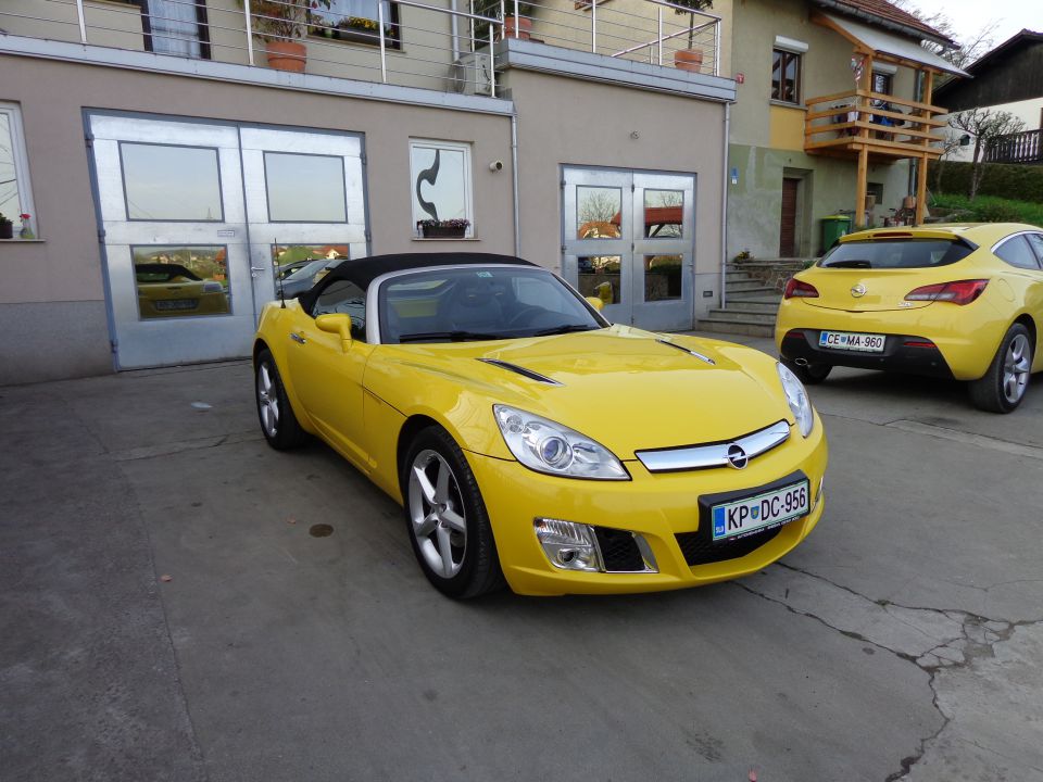 Opel GT - foto povečava
