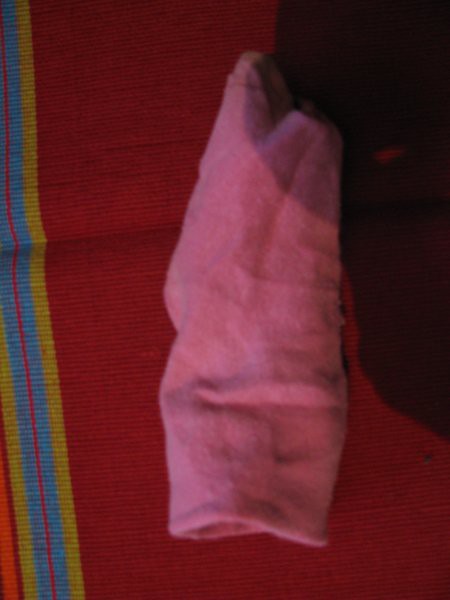 Roza nogavica ( samo ena )
