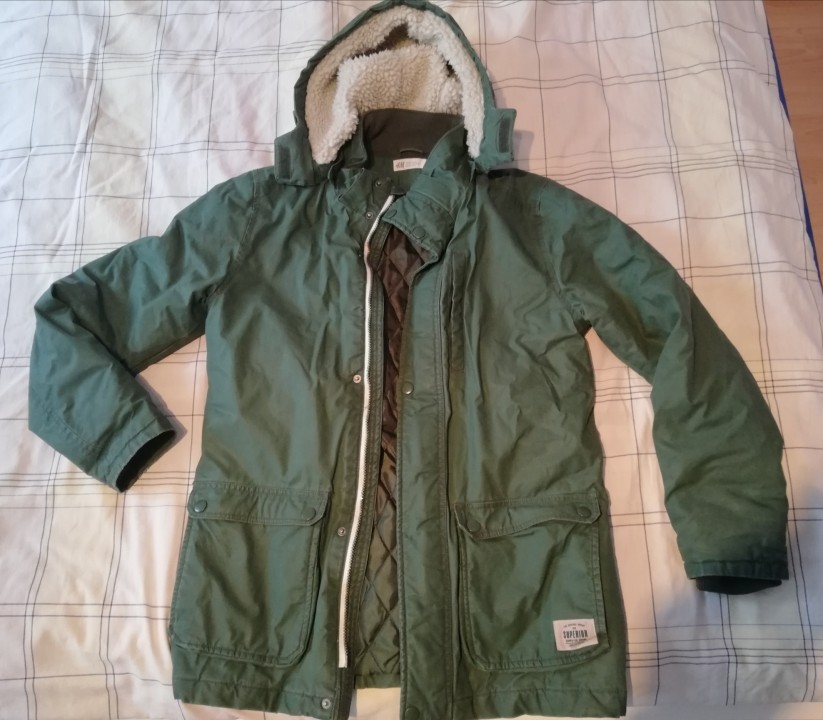 Daljša topla jakna H&M 170, 18€ s ptt PRODANA