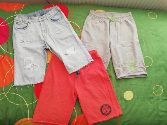 Kratke hlače H&M in Blukids 164, komplet 15€ s ptt