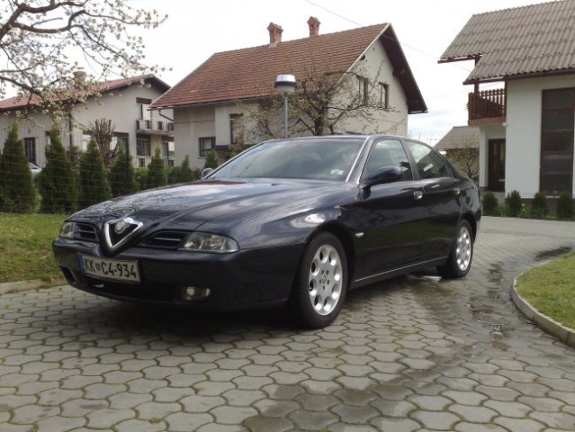 AlfaRomeo 166 - foto