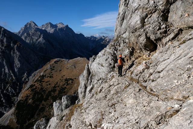 2018_11_17 Planjava ( 2392 m ) čez Repov kot - foto