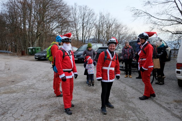 2018_12_25 Lisca - 6.  spust Božičkov z Lisce - foto