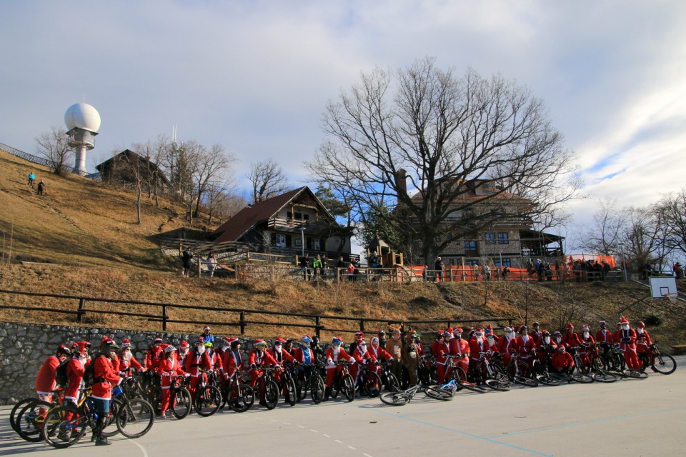 2019_12_25 Lisca - spust Božičkov - foto povečava