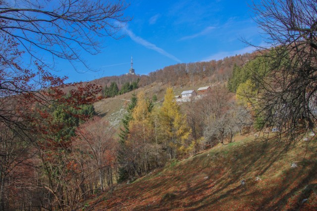 2021_11_07 Kum ( 1220 m ) - foto