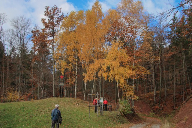 2021_11_09 Osredek - - Kal - Kladje - Osredek - foto