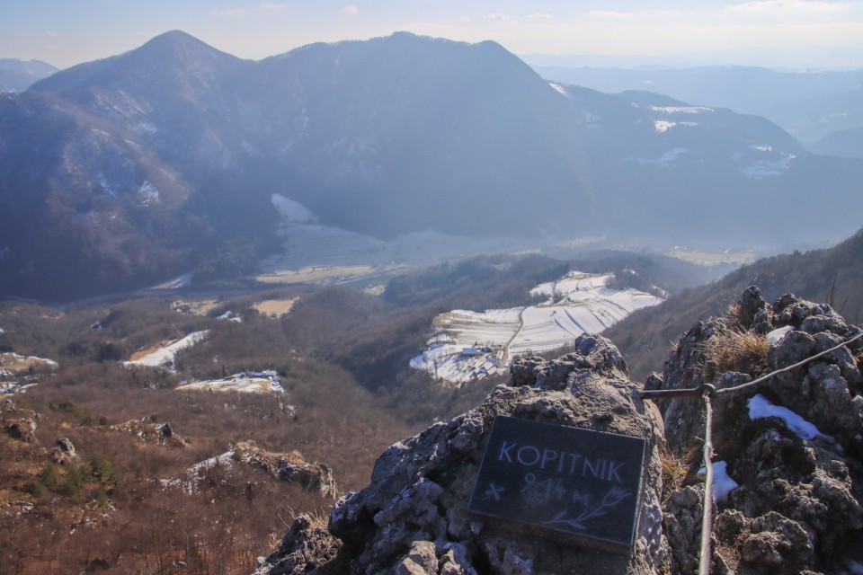 2022_01_15 Gore in Kopitnik - foto povečava