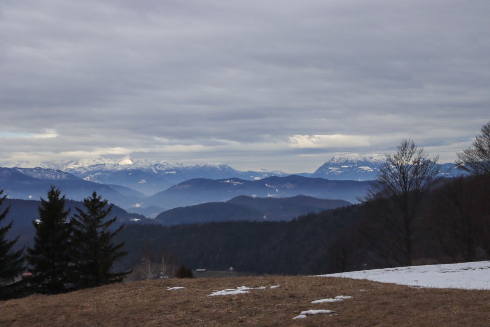 2022_01_23 Baba, Ostri vrh, Kal - foto povečava