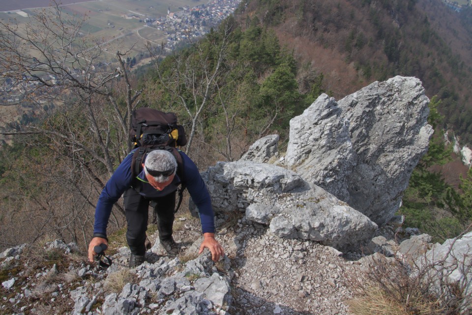 2022_03_29 greben Brezniških peči - foto povečava