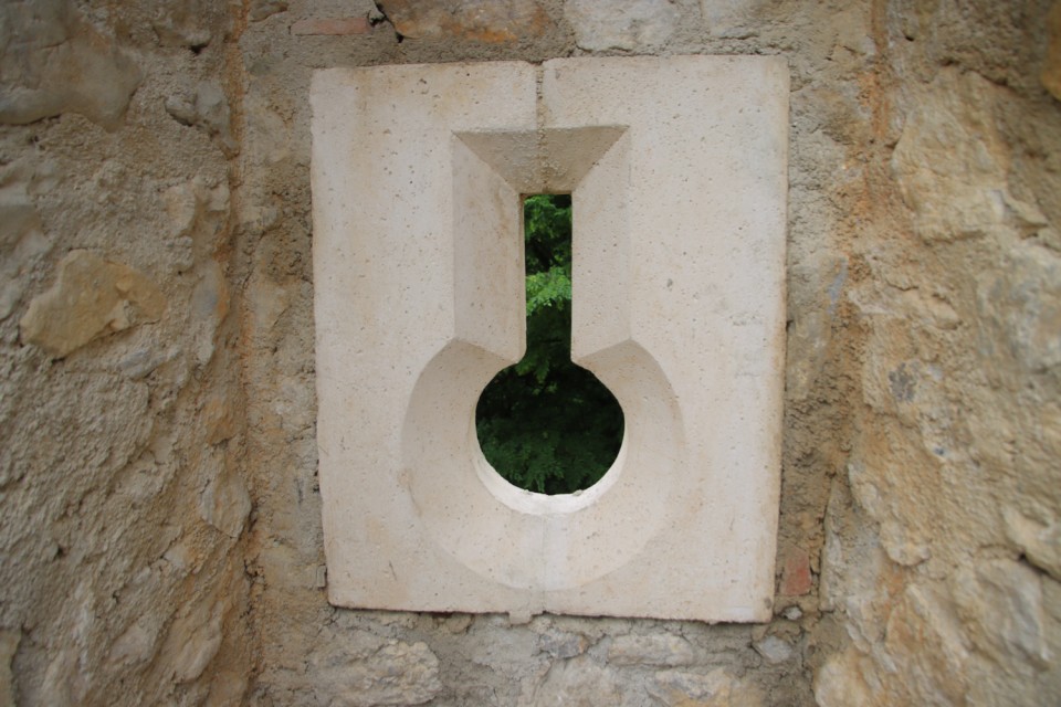 2022_06_08 grad Žovnek - foto povečava