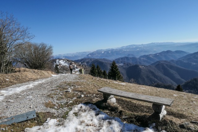2023_02_15 Kuk ( 1243 m )  - foto