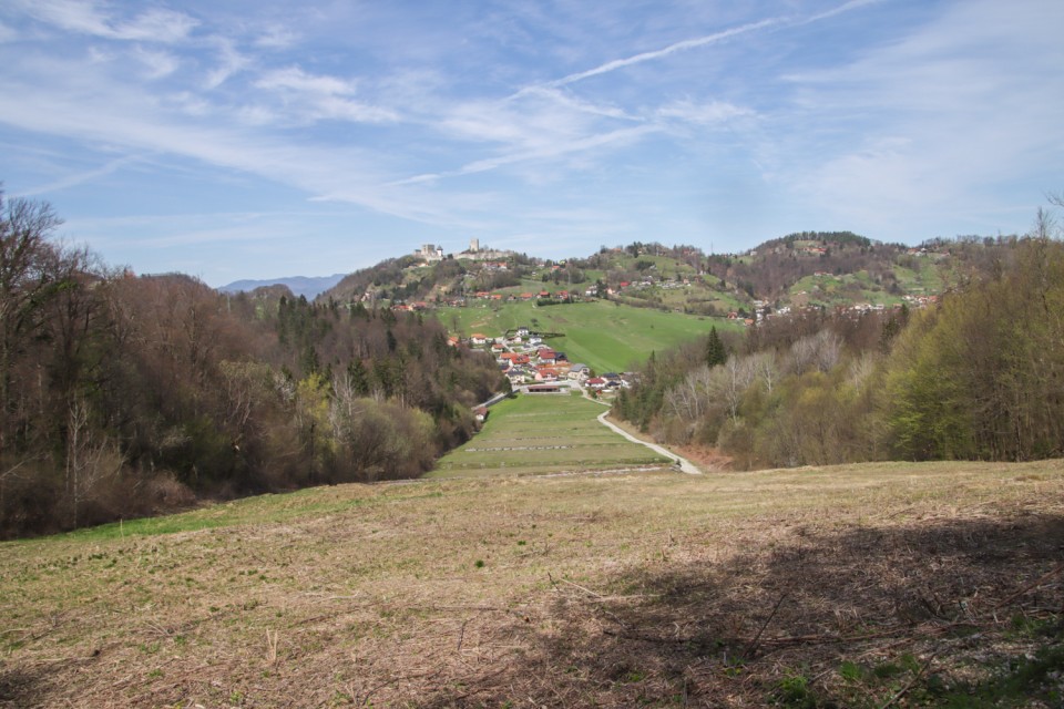 2023_04_04 Hudičev graben Grmada - foto povečava