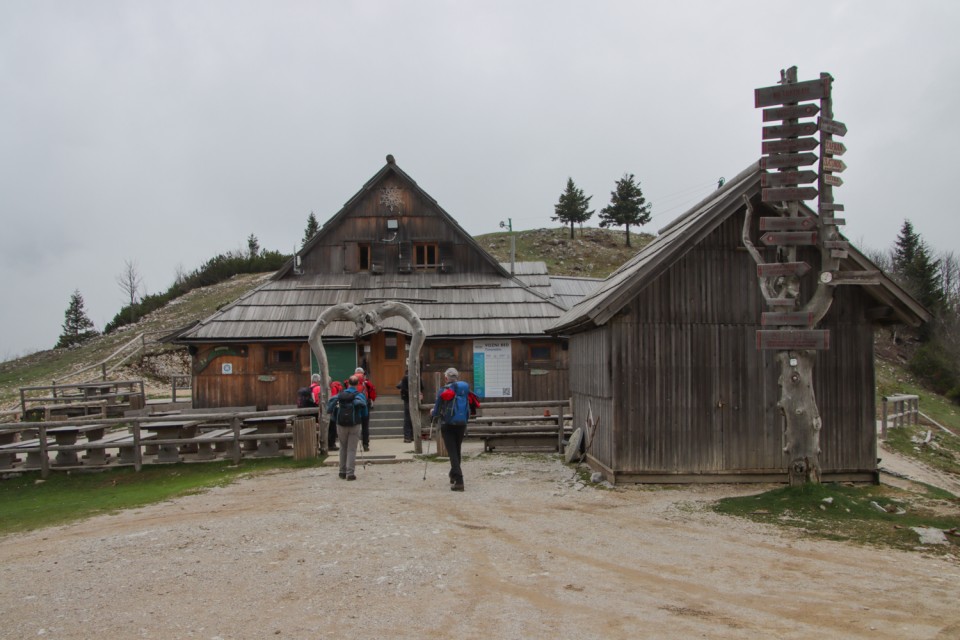 2023_05_09 Gradišče 1666 m - Velika planina - foto povečava