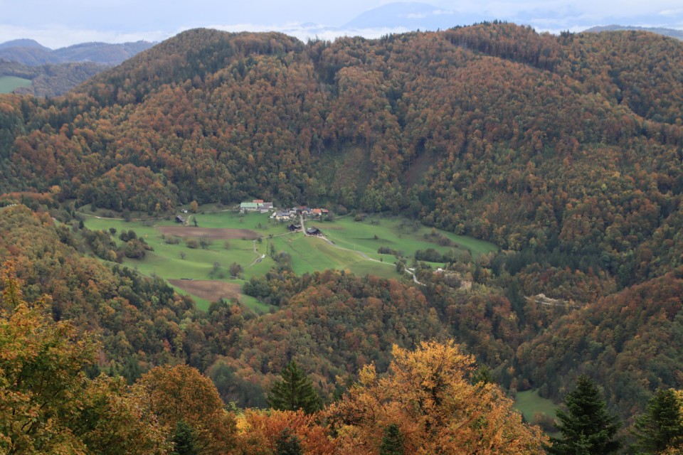 2023_10_25 Razbor - sv. Trojica  - foto povečava