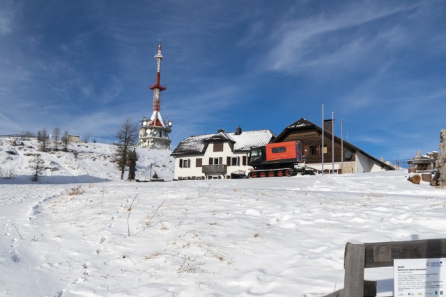 2025_01_04 Uršlja gora ( 1699 m ) - foto