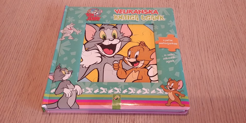 Tom and Jerry knjiga ugank + 5 puzzel - 3,7€