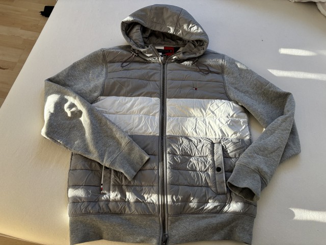 Tommy jopa vel.L