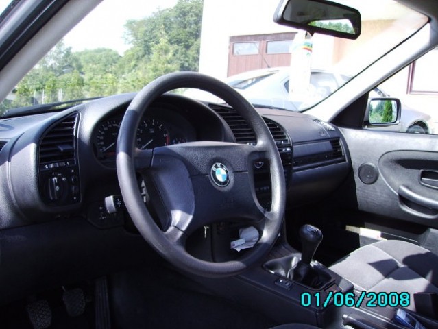 Bmw 318i - foto