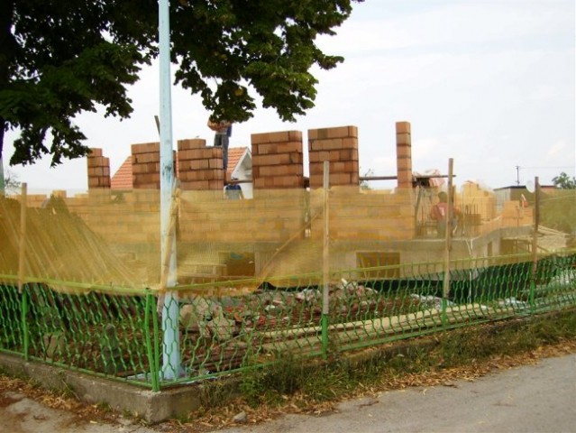 Nastavak zidanja - foto
