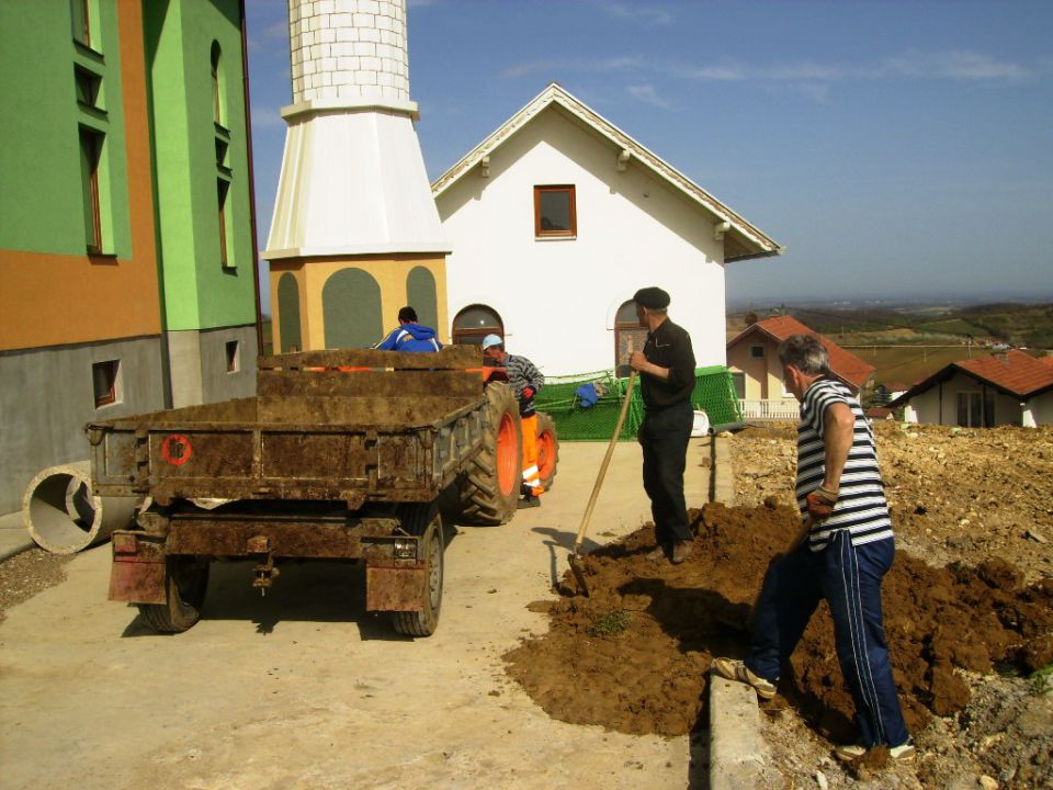 Radna akcija  - foto povečava