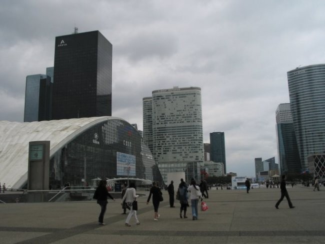 Paris: La Defense