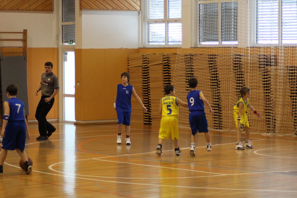 Košarkaška liga U10   Majšperk   januar 2010 - foto povečava