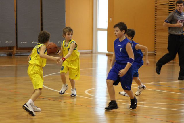 Košarkaška liga U10   Majšperk   januar 2010 - foto