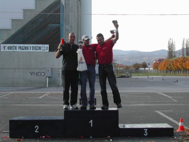 Avto-moto slalom MB (23.10.2005) - foto povečava