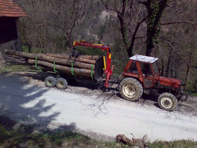 Gozdarska prikolica - foto