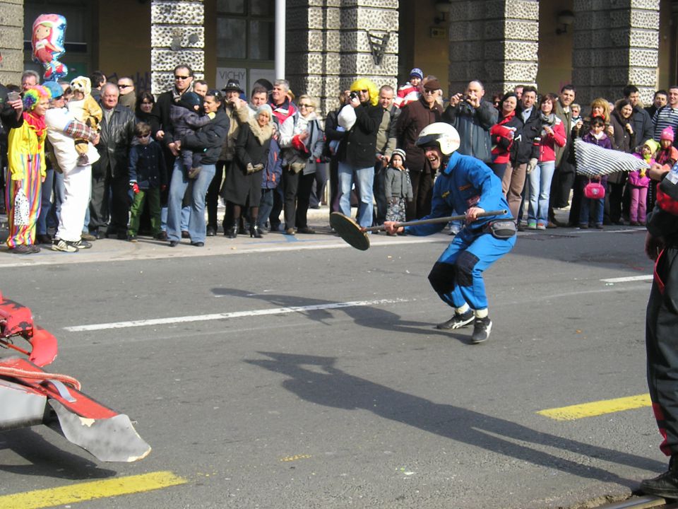 MEDNARODNI KARNEVAL V REKI 2010 - foto povečava