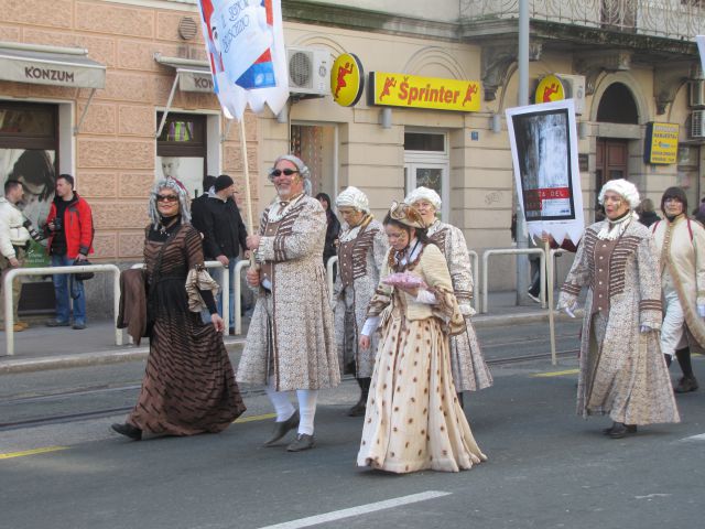 Pustni karneval v Reki 2011 - foto